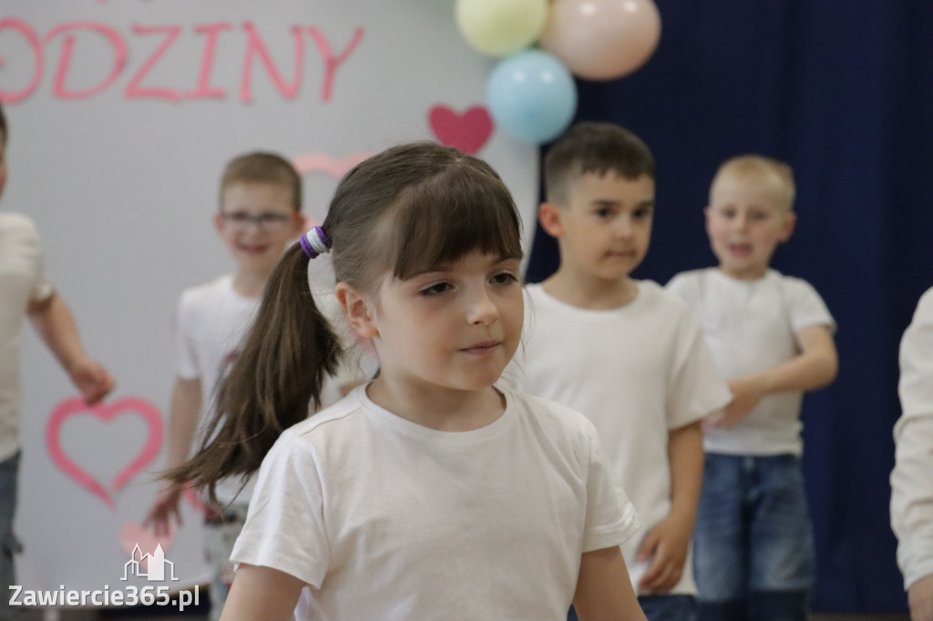 Fotorelacja II: Festyn Rodzinny w Przedszkolu Integracyjnym nr 3 w Zawierciu