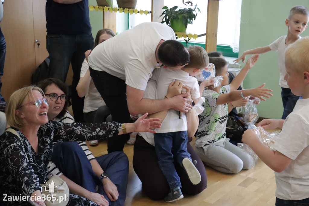 Fotorelacja II: Festyn Rodzinny w Przedszkolu Integracyjnym nr 3 w Zawierciu