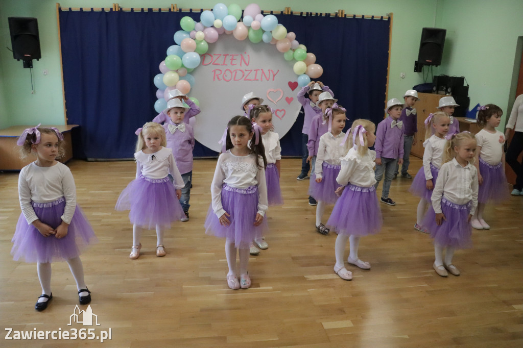 Fotorelacja I: Festyn Rodzinny w Przedszkolu Integracyjnym nr 3 w Zawierciu