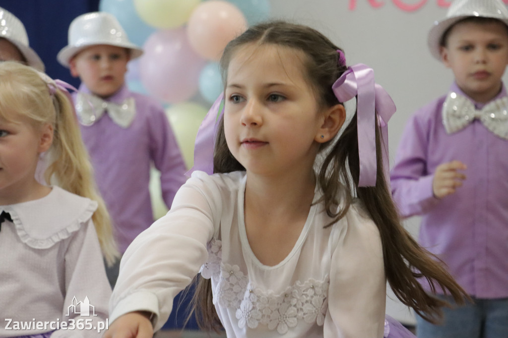 Fotorelacja I: Festyn Rodzinny w Przedszkolu Integracyjnym nr 3 w Zawierciu