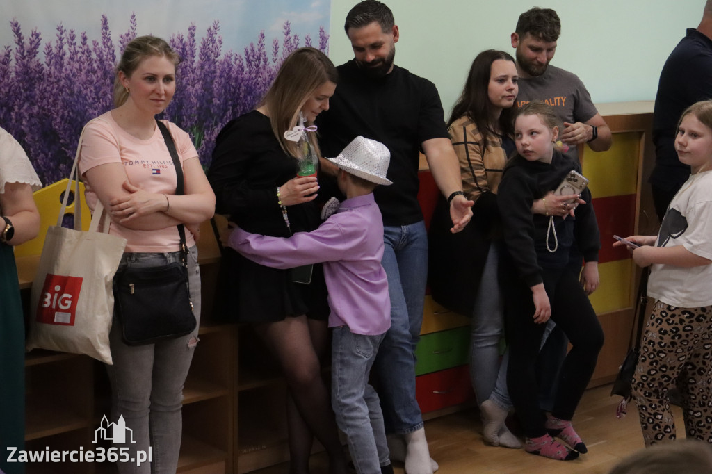 Fotorelacja I: Festyn Rodzinny w Przedszkolu Integracyjnym nr 3 w Zawierciu