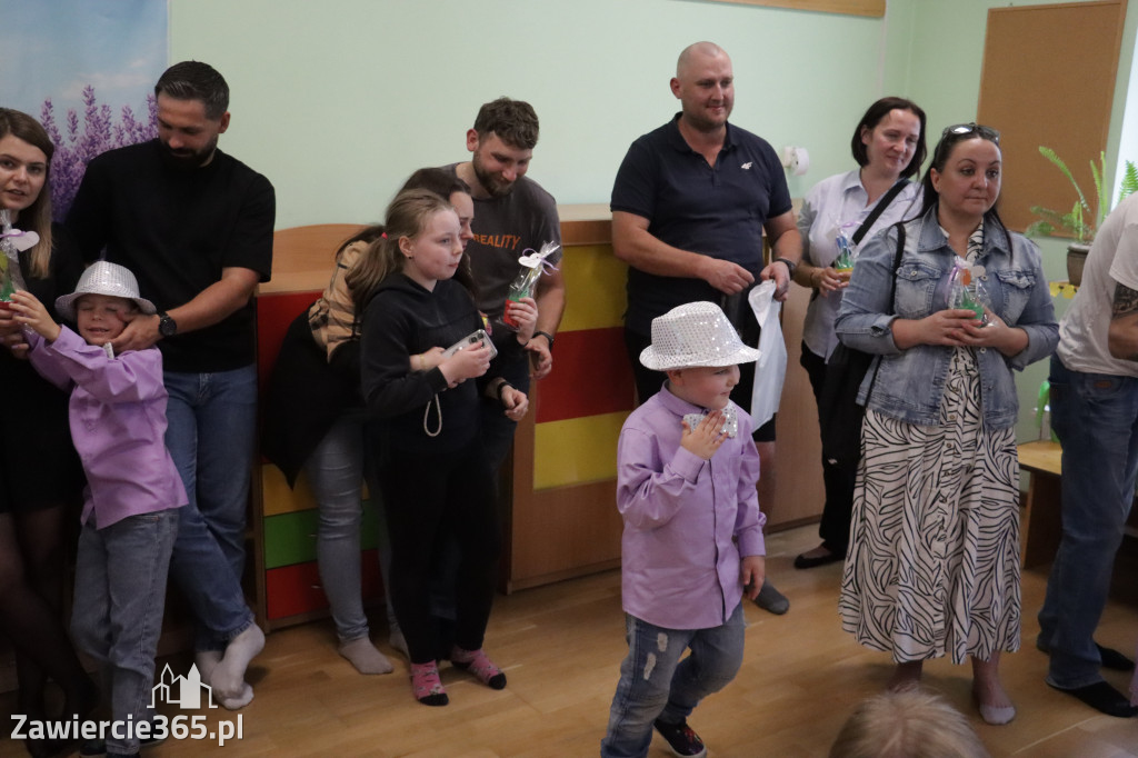 Fotorelacja I: Festyn Rodzinny w Przedszkolu Integracyjnym nr 3 w Zawierciu