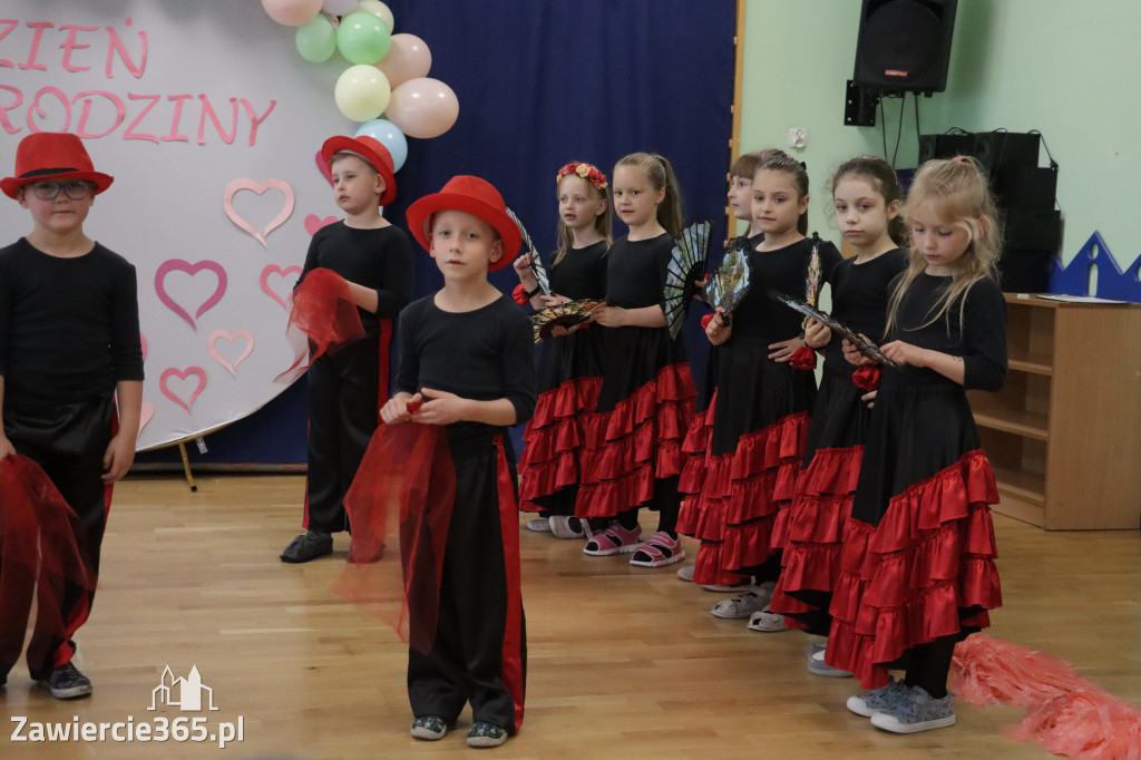 Fotorelacja I: Festyn Rodzinny w Przedszkolu Integracyjnym nr 3 w Zawierciu