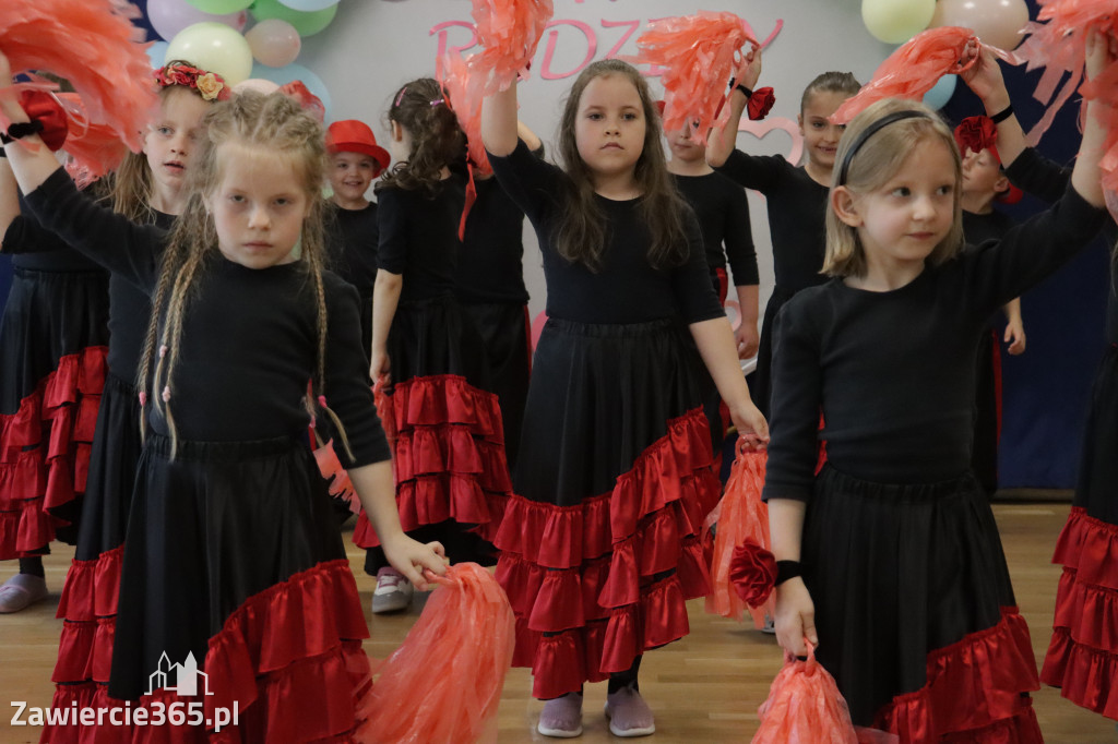 Fotorelacja I: Festyn Rodzinny w Przedszkolu Integracyjnym nr 3 w Zawierciu