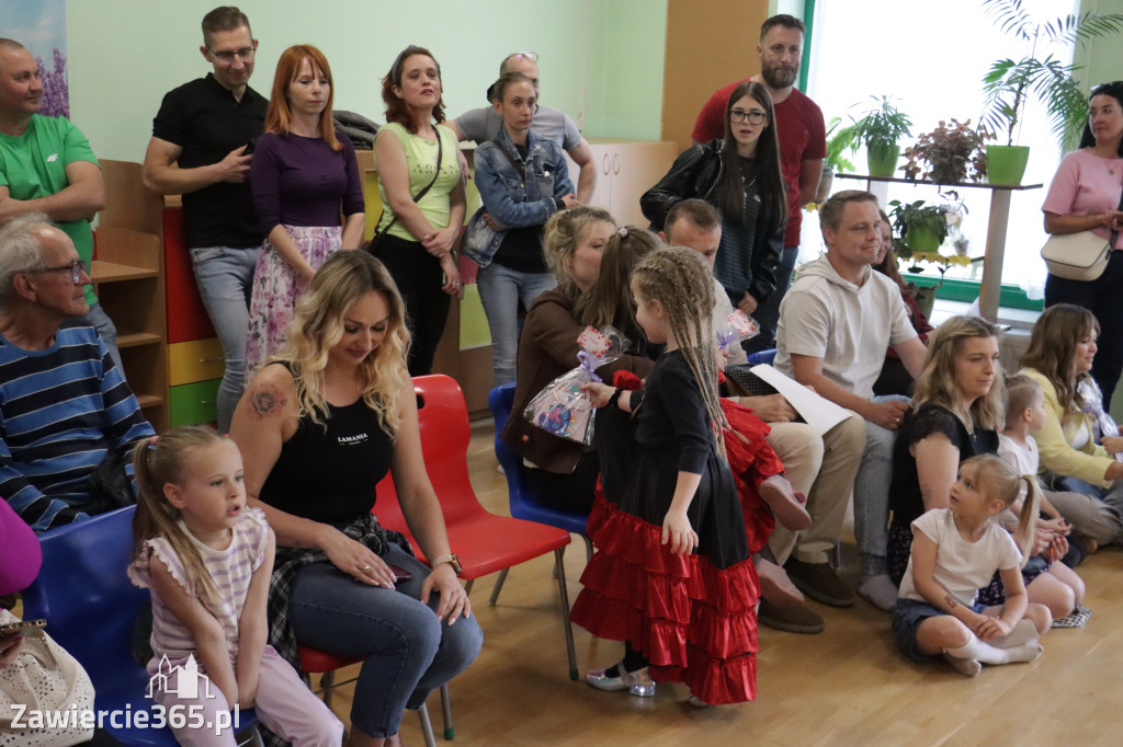Fotorelacja I: Festyn Rodzinny w Przedszkolu Integracyjnym nr 3 w Zawierciu