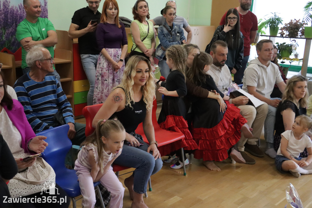 Fotorelacja I: Festyn Rodzinny w Przedszkolu Integracyjnym nr 3 w Zawierciu