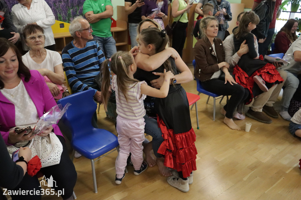 Fotorelacja I: Festyn Rodzinny w Przedszkolu Integracyjnym nr 3 w Zawierciu
