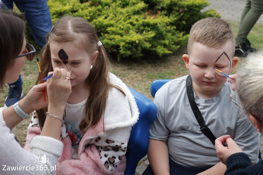 Fotorelacja I: Festyn Rodzinny w Przedszkolu Integracyjnym nr 3 w Zawierciu