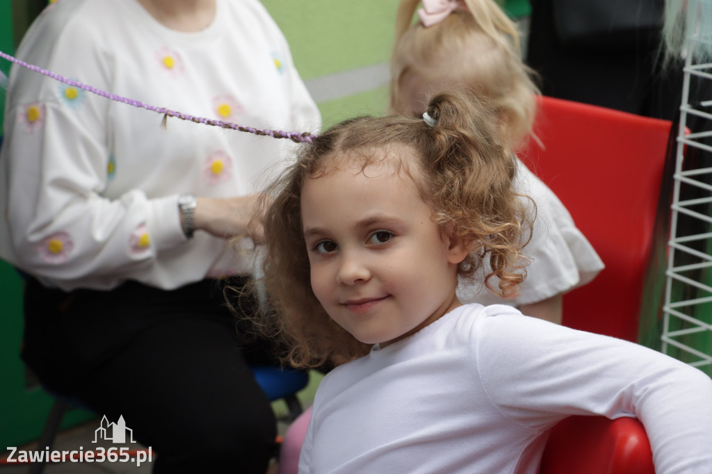 Fotorelacja I: Festyn Rodzinny w Przedszkolu Integracyjnym nr 3 w Zawierciu