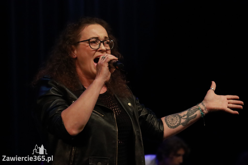 Fotorelacja: Podsumowanie roku szkolnego - Jurajska Szkoła Rocka w MOK Zawiercie