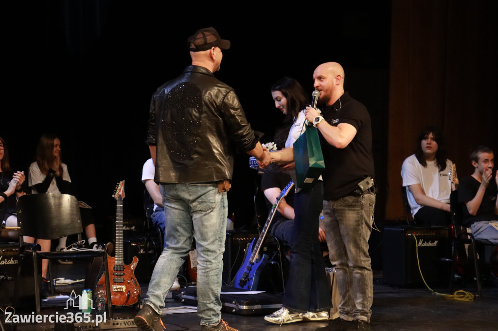 Fotorelacja: Podsumowanie roku szkolnego - Jurajska Szkoła Rocka w MOK Zawiercie