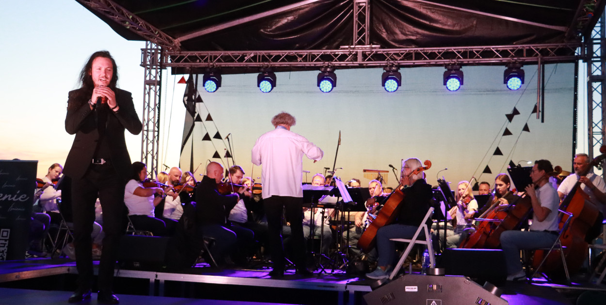 Fotorelacja I: KONCERT ROCKOWO SYMFONICZNY - Zamek Ogrodzieniec