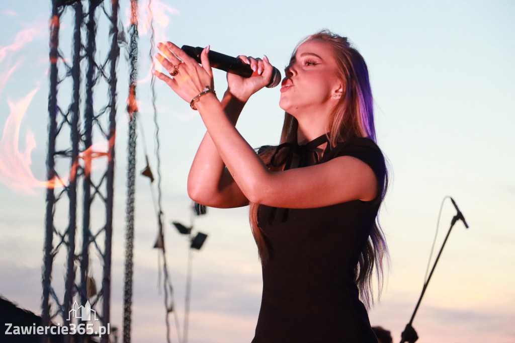 Fotorelacja I: KONCERT ROCKOWO SYMFONICZNY - Zamek Ogrodzieniec