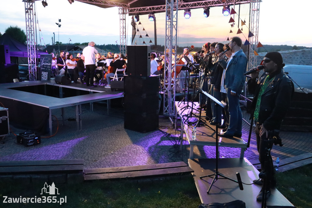 Fotorelacja I: KONCERT ROCKOWO SYMFONICZNY - Zamek Ogrodzieniec