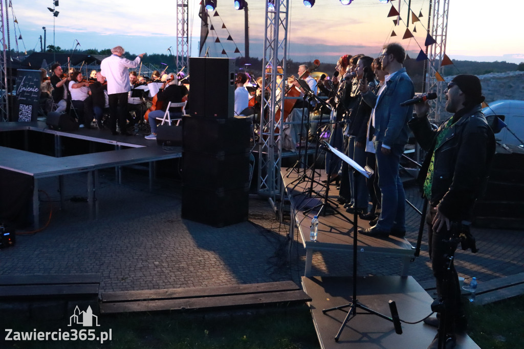Fotorelacja I: KONCERT ROCKOWO SYMFONICZNY - Zamek Ogrodzieniec
