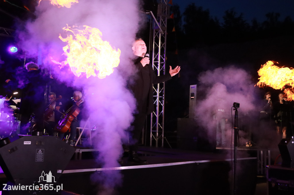 Fotorelacja II: KONCERT ROCKOWO SYMFONICZNY - Zamek Ogrodzieniec