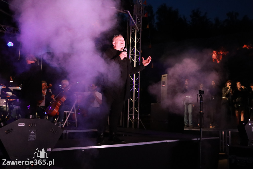 Fotorelacja II: KONCERT ROCKOWO SYMFONICZNY - Zamek Ogrodzieniec