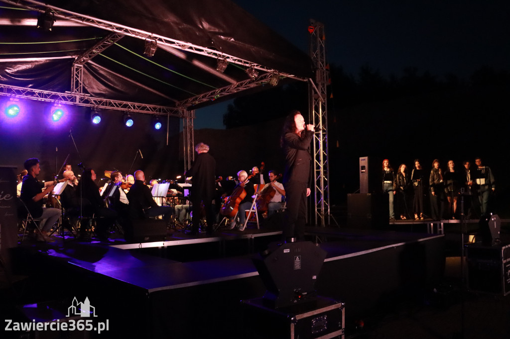 Fotorelacja II: KONCERT ROCKOWO SYMFONICZNY - Zamek Ogrodzieniec
