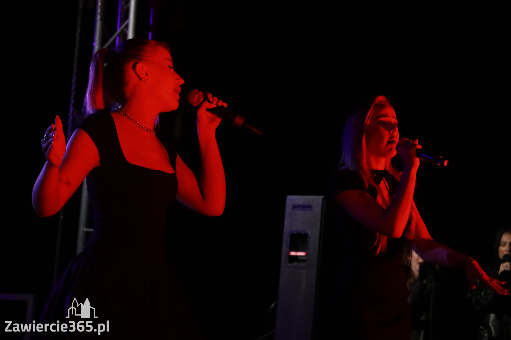 Fotorelacja II: KONCERT ROCKOWO SYMFONICZNY - Zamek Ogrodzieniec