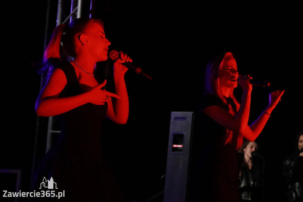 Fotorelacja II: KONCERT ROCKOWO SYMFONICZNY - Zamek Ogrodzieniec