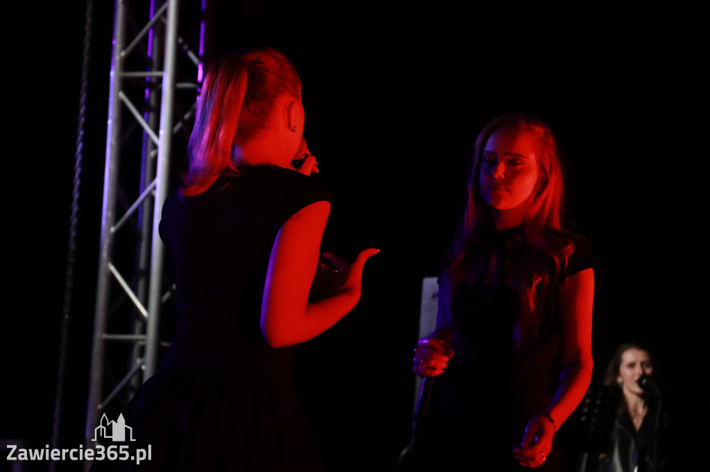 Fotorelacja II: KONCERT ROCKOWO SYMFONICZNY - Zamek Ogrodzieniec