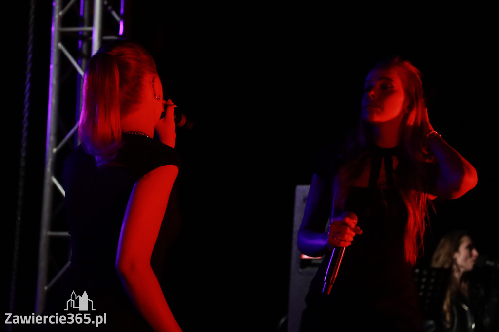 Fotorelacja II: KONCERT ROCKOWO SYMFONICZNY - Zamek Ogrodzieniec