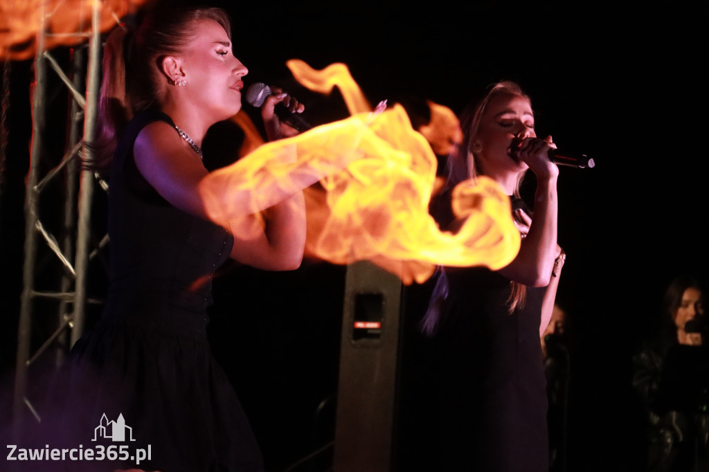 Fotorelacja II: KONCERT ROCKOWO SYMFONICZNY - Zamek Ogrodzieniec