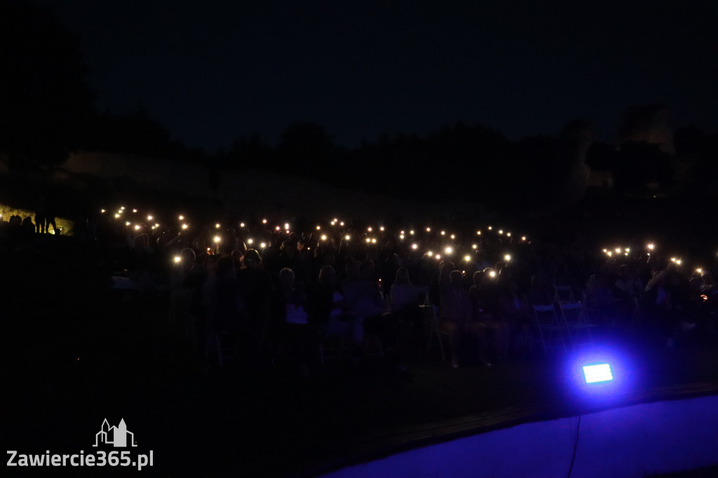 Fotorelacja II: KONCERT ROCKOWO SYMFONICZNY - Zamek Ogrodzieniec