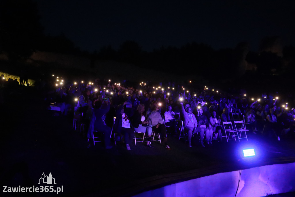Fotorelacja II: KONCERT ROCKOWO SYMFONICZNY - Zamek Ogrodzieniec