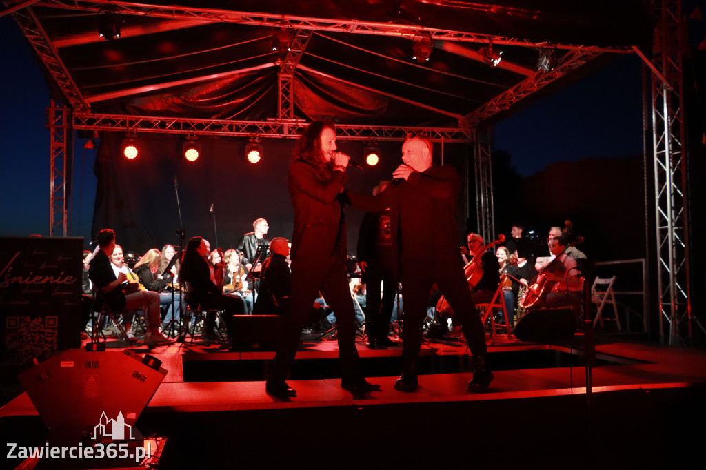 Fotorelacja II: KONCERT ROCKOWO SYMFONICZNY - Zamek Ogrodzieniec