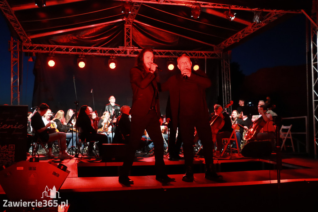 Fotorelacja II: KONCERT ROCKOWO SYMFONICZNY - Zamek Ogrodzieniec