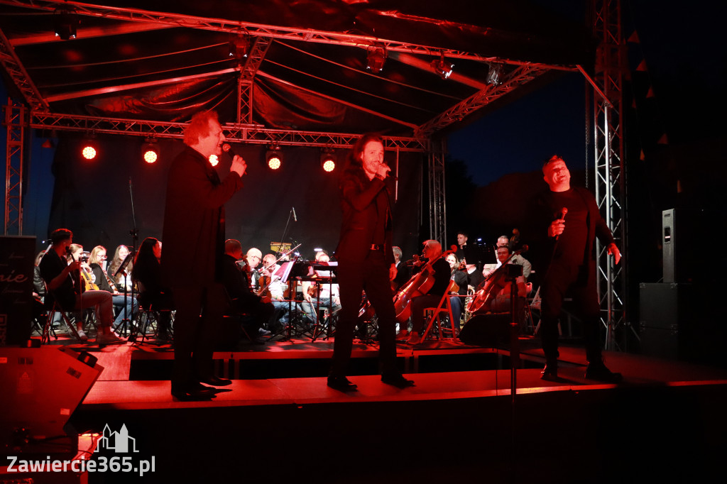 Fotorelacja II: KONCERT ROCKOWO SYMFONICZNY - Zamek Ogrodzieniec