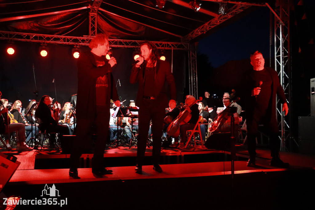 Fotorelacja II: KONCERT ROCKOWO SYMFONICZNY - Zamek Ogrodzieniec
