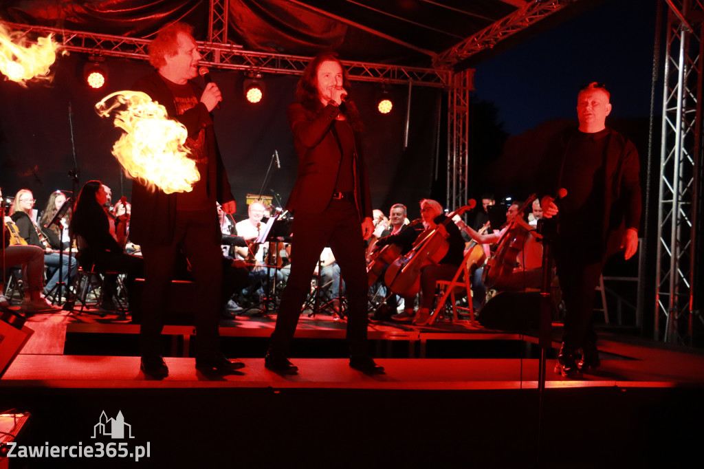 Fotorelacja II: KONCERT ROCKOWO SYMFONICZNY - Zamek Ogrodzieniec