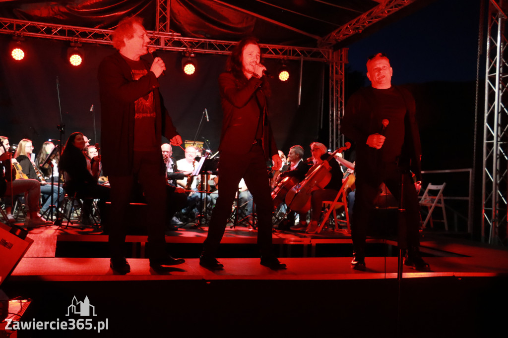 Fotorelacja II: KONCERT ROCKOWO SYMFONICZNY - Zamek Ogrodzieniec