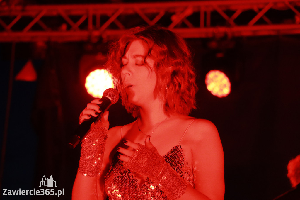 Fotorelacja II: KONCERT ROCKOWO SYMFONICZNY - Zamek Ogrodzieniec