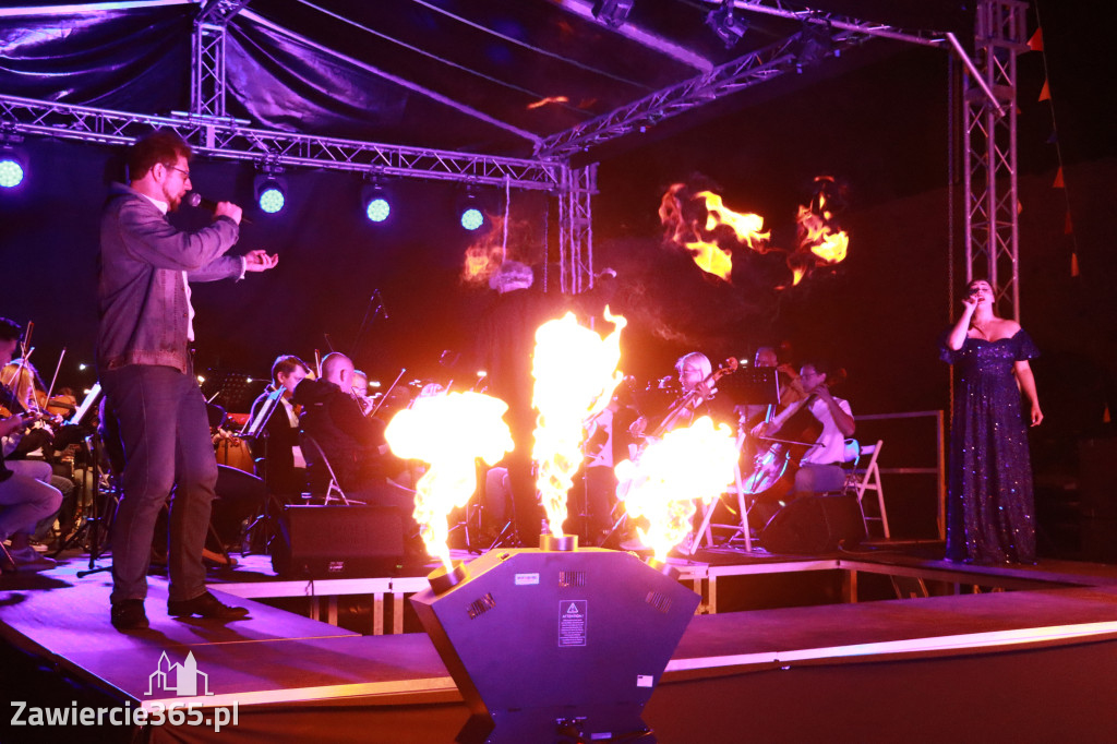 Fotorelacja II: KONCERT ROCKOWO SYMFONICZNY - Zamek Ogrodzieniec