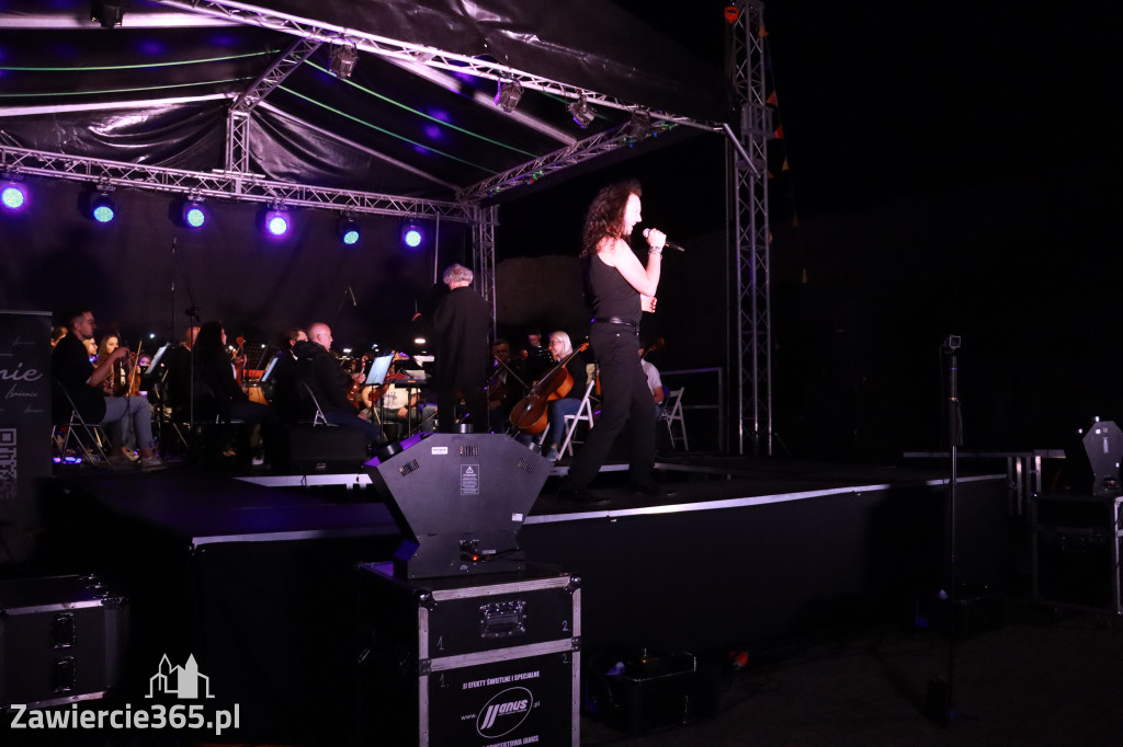 Fotorelacja II: KONCERT ROCKOWO SYMFONICZNY - Zamek Ogrodzieniec