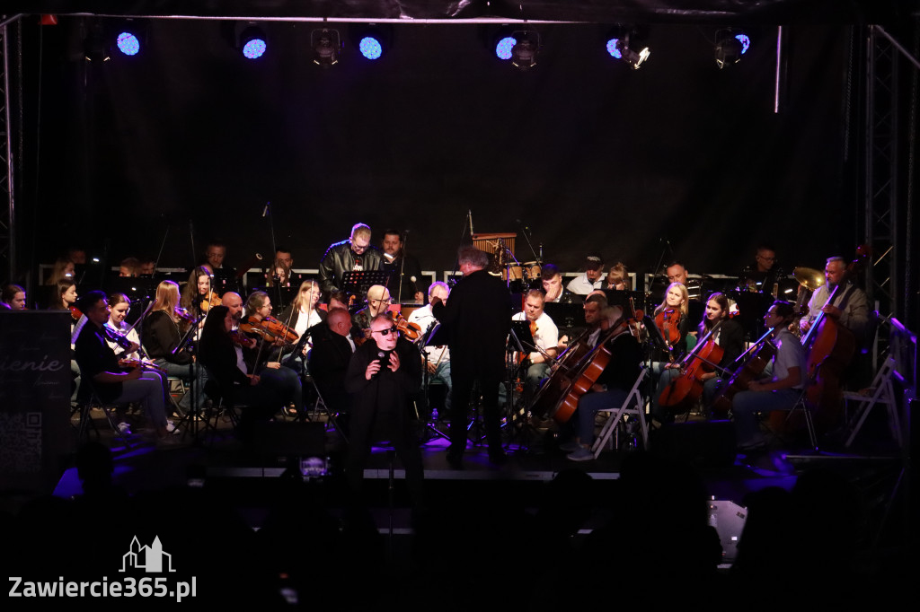 Fotorelacja II: KONCERT ROCKOWO SYMFONICZNY - Zamek Ogrodzieniec