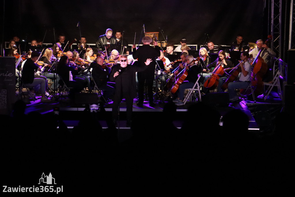 Fotorelacja II: KONCERT ROCKOWO SYMFONICZNY - Zamek Ogrodzieniec