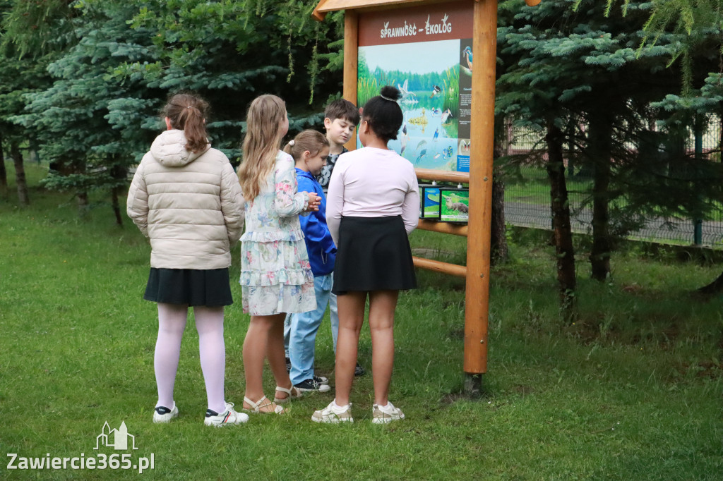 Fotorelacja: Oficjalne otwarcie „Pracowni pod chmurką” w Szkole Podstawowej nr 11 w Zawierciu - Marciszowie