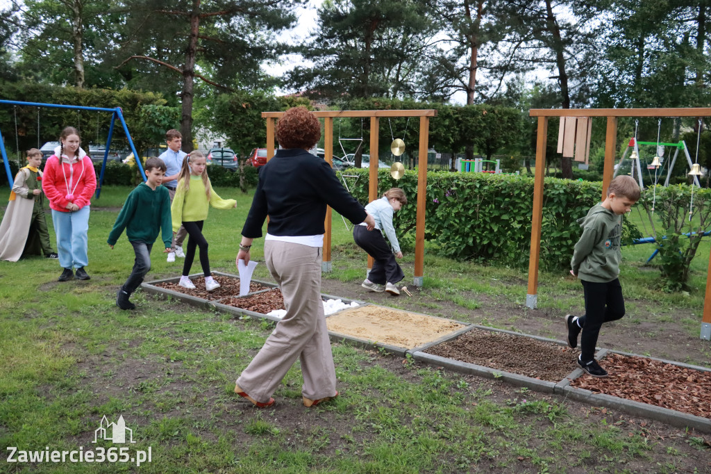 Fotorelacja: Oficjalne otwarcie „Pracowni pod chmurką” w Szkole Podstawowej nr 11 w Zawierciu - Marciszowie