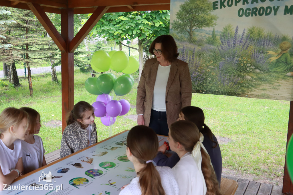 Fotorelacja: Oficjalne otwarcie „Pracowni pod chmurką” w Szkole Podstawowej nr 11 w Zawierciu - Marciszowie