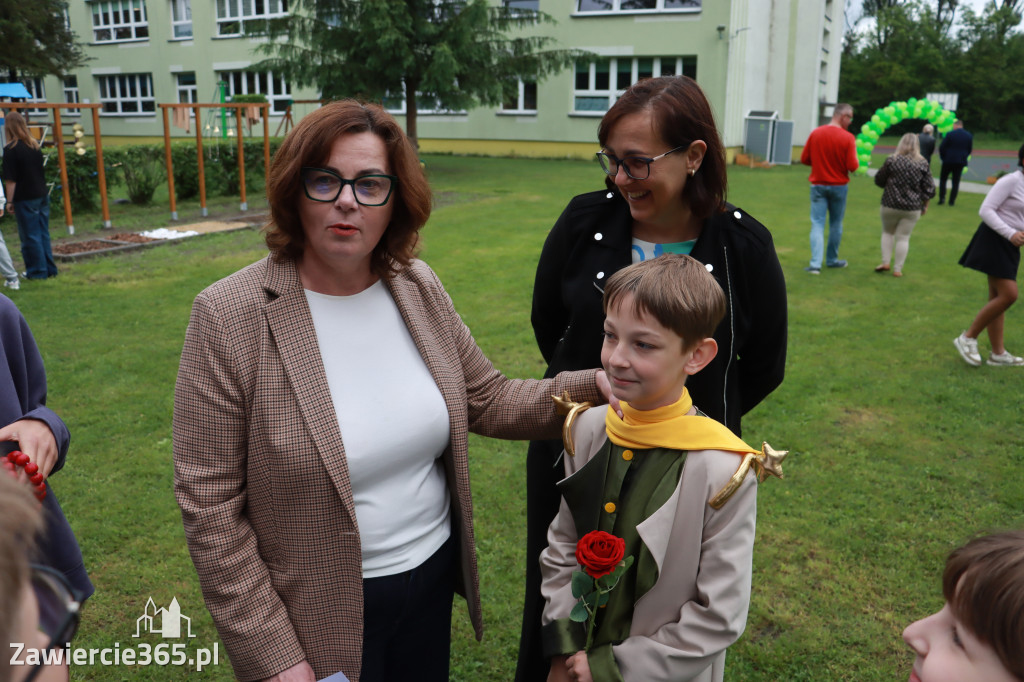 Fotorelacja: Oficjalne otwarcie „Pracowni pod chmurką” w Szkole Podstawowej nr 11 w Zawierciu - Marciszowie