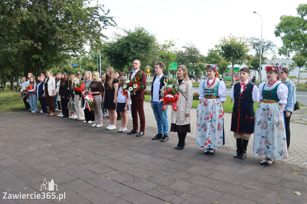 Fotorelacja Zawiercie: Dzień Pamięci Ofiar Niemieckich Nazistowskich Obozów Koncentracyjnych