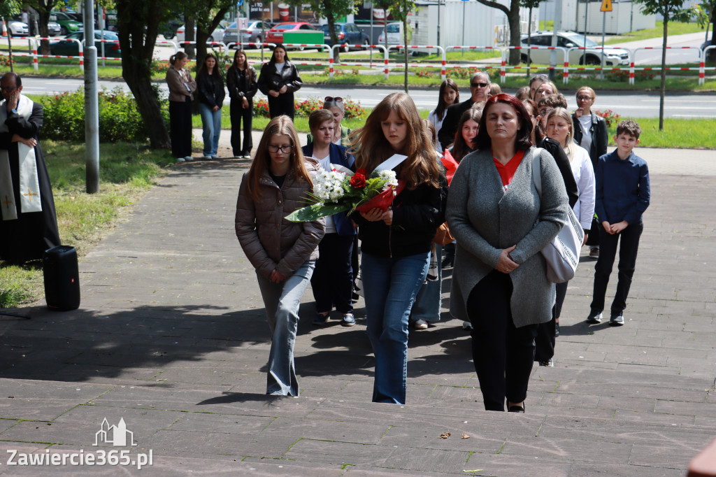 Fotorelacja Zawiercie: Dzień Pamięci Ofiar Niemieckich Nazistowskich Obozów Koncentracyjnych