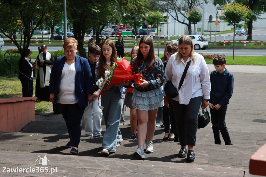 Fotorelacja Zawiercie: Dzień Pamięci Ofiar Niemieckich Nazistowskich Obozów Koncentracyjnych