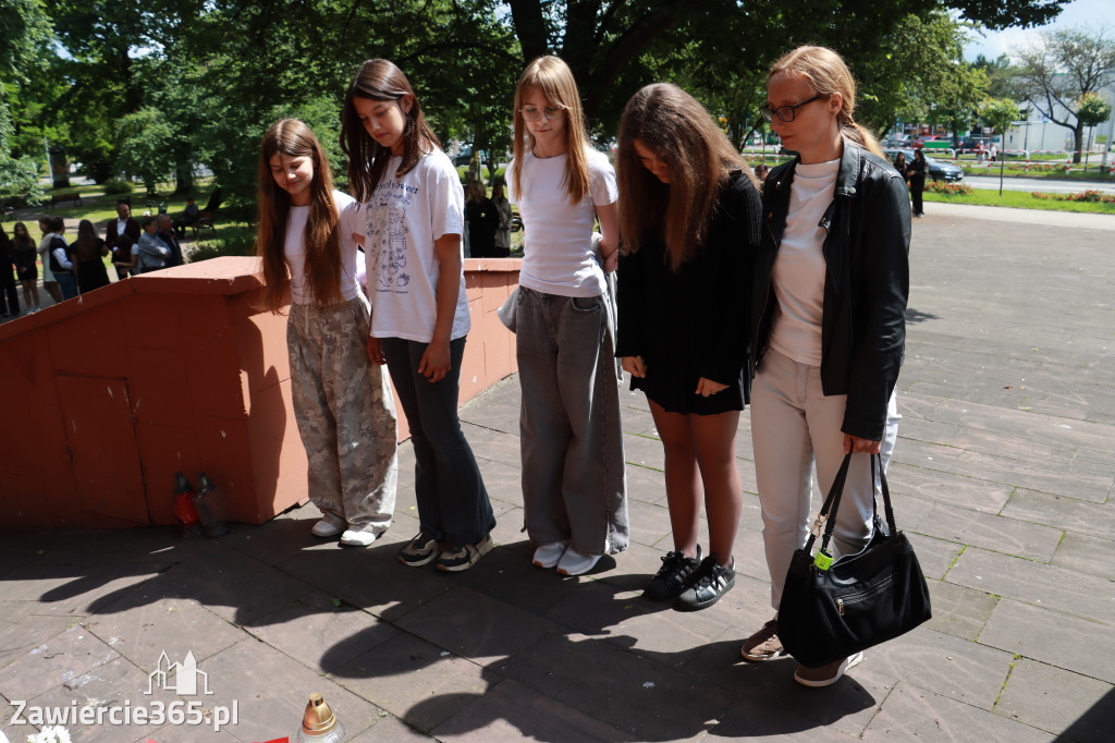 Fotorelacja Zawiercie: Dzień Pamięci Ofiar Niemieckich Nazistowskich Obozów Koncentracyjnych