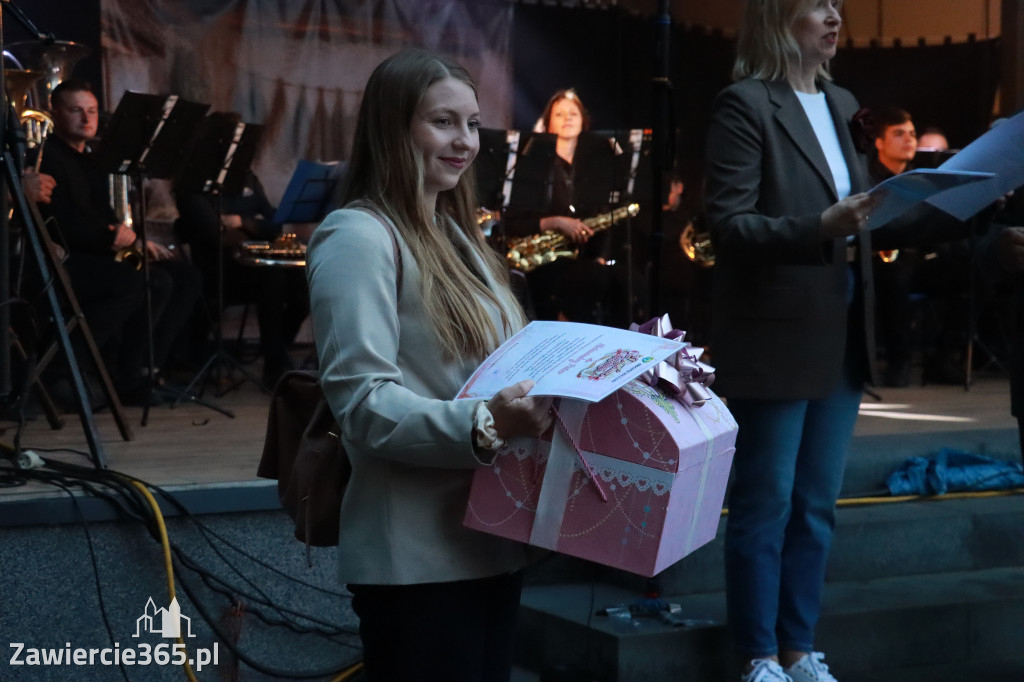 Fotorelacja I: XVIII Kroczyckie Wianki za nami!