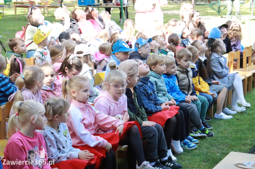 Fotorelacja: Finał Międzyprzedszkolnego Projektu Edukacyjnego w Przedszkolu nr 1 w Zawierciu